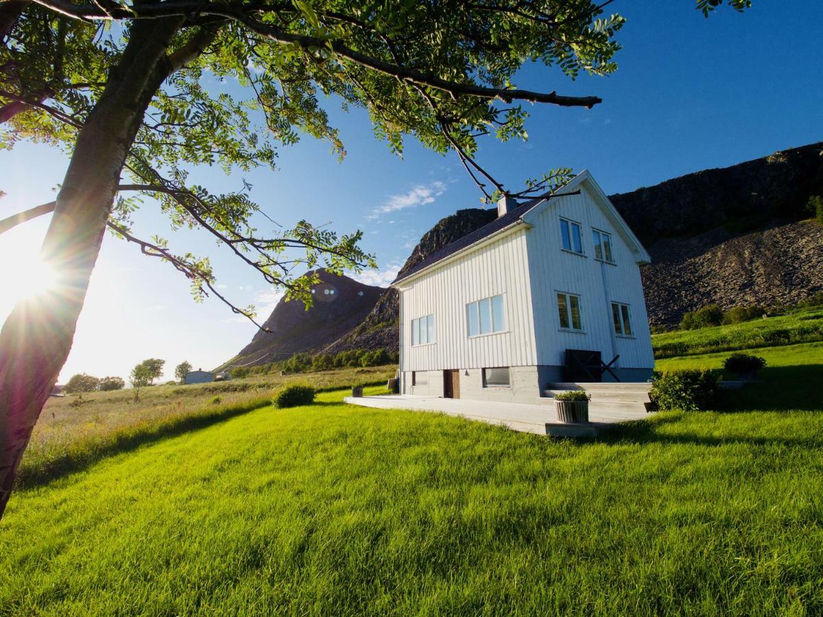 Ramberg Lodge Lofoten Bostad Extérieur photo